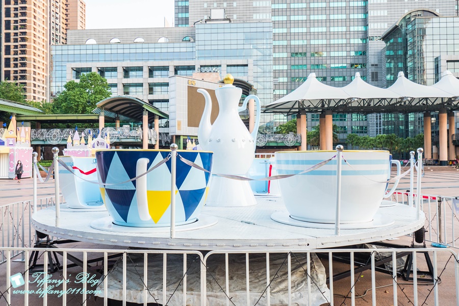 2019新北耶誕城燈區完整紀錄及交通資訊/教你怎麼玩怎麼去/32樓免費看夜景