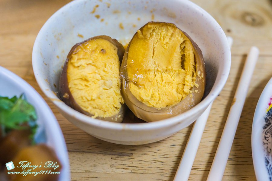 [台南美食]永記虱目魚丸/台南在地人推薦早午餐選擇/虱目魚丸湯和肉燥飯必點