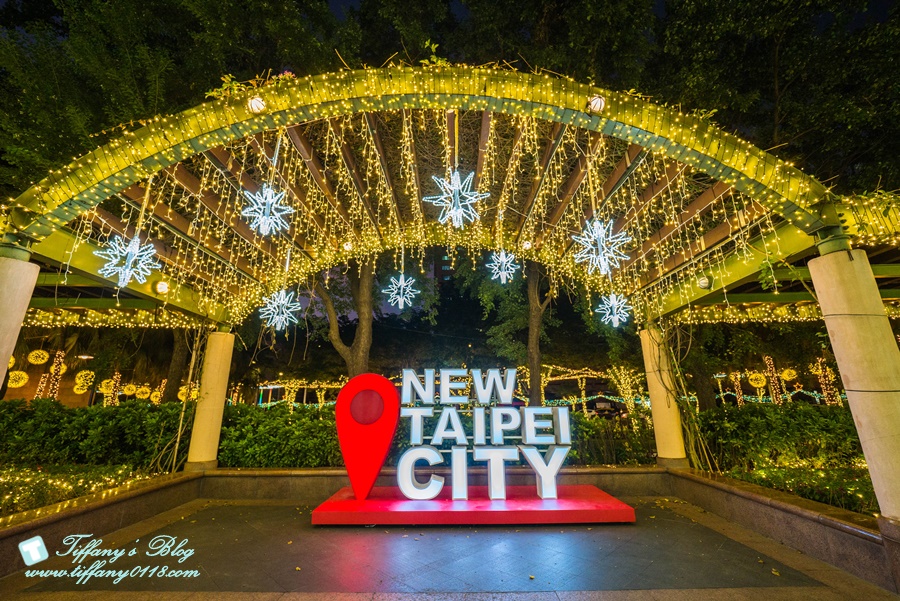 2019新北耶誕城燈區完整紀錄及交通資訊/教你怎麼玩怎麼去/32樓免費看夜景