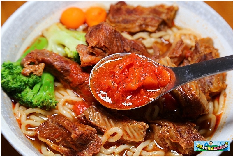 nEO_IMG_16.jpg nEO_IMG_16.jpg