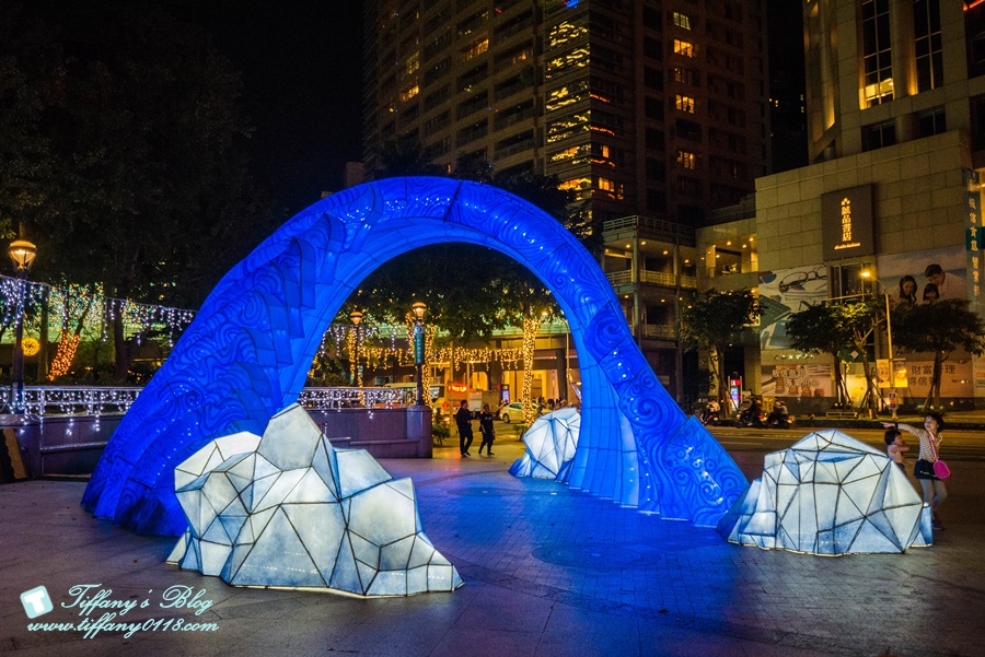 2019新北耶誕城燈區完整紀錄及交通資訊/教你怎麼玩怎麼去/32樓免費看夜景