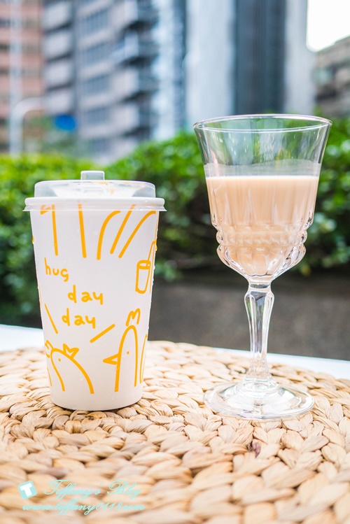 [市政府美食]Hugdayday烈奶茶/網美系飲品推薦/四款茶葉不同奶茶真材實料超好喝/IG打卡飲料