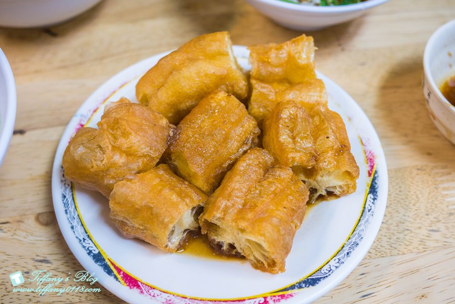 [台南美食]永記虱目魚丸/台南在地人推薦早午餐選擇/虱目魚丸湯和肉燥飯必點