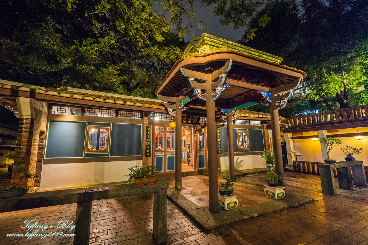 板橋林家花園「蝶舞光綴」光雕秀/每週五週六夜限定/新北市民免費入場/林家花園點燈活動