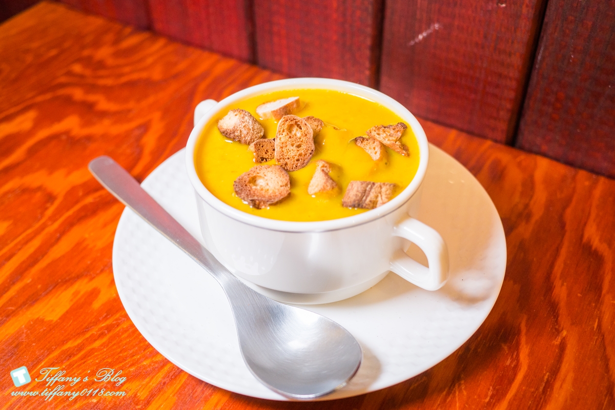 [中山站美食]La Bocca 義式手作披薩(附菜單)/想吃道地的義式Pizza就選他/午間優惠套餐超划算