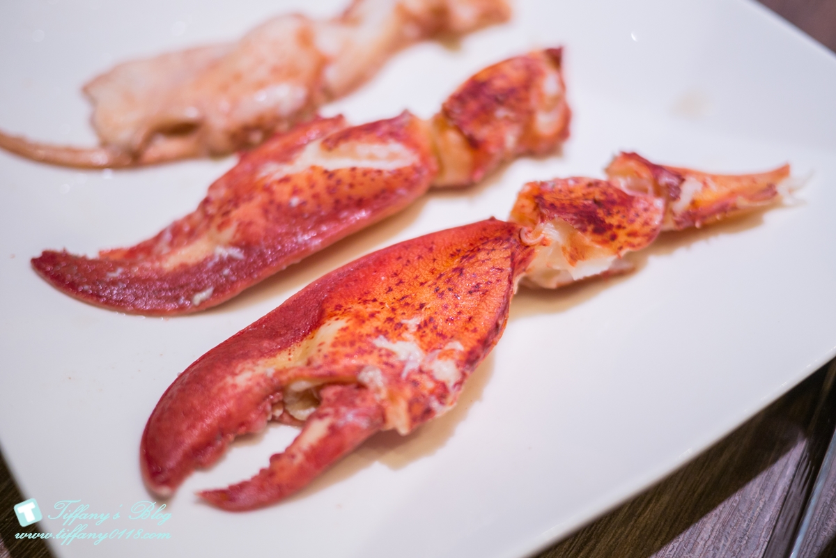 [蘆洲火鍋推薦]銅花精緻涮涮鍋/活龍蝦買一送一超划算/高檔食材+桌邊服務讓妳視覺味覺雙享受