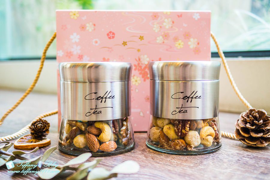 [台北伴手禮]有幸福Cafe伴手禮盒推薦/包裝美又好吃/送禮大方又有質感