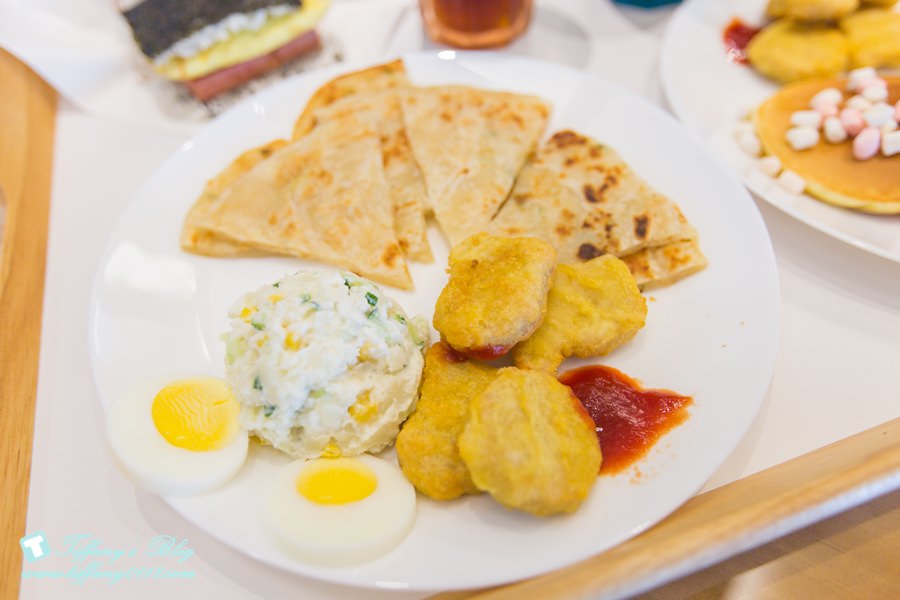 [宜蘭民宿推薦‧五結]米可親子民宿/主題式溜滑梯親子房型/戶外休憩空間+超大戲水池