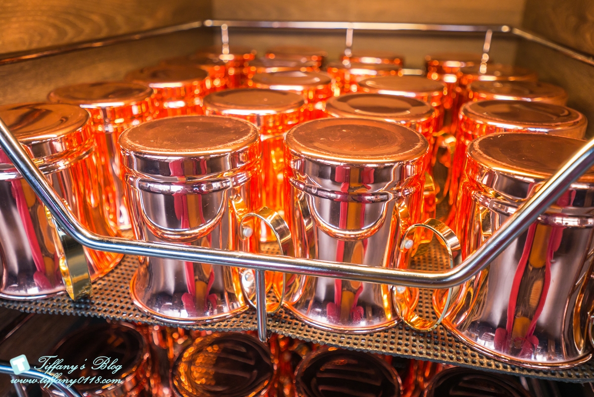 [西門町美食]新馬辣經典麻辣鍋漢中店(附菜單)/黑毛和牛+天使紅蝦+無骨牛小排+高檔海鮮吃到飽/食材新鮮超划算