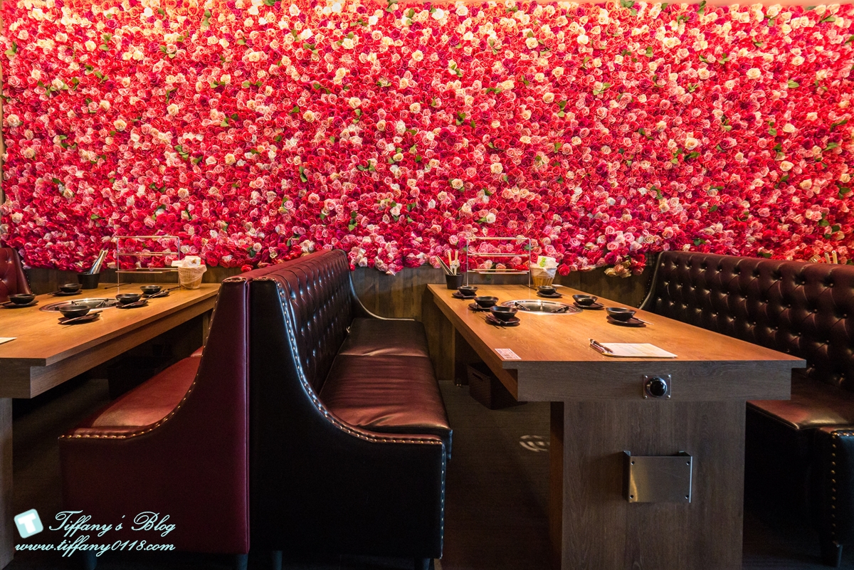 [西門町美食]新馬辣經典麻辣鍋漢中店(附菜單)/黑毛和牛+天使紅蝦+無骨牛小排+高檔海鮮吃到飽/食材新鮮超划算