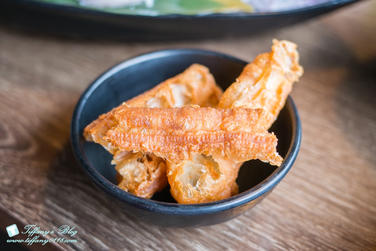 [西門町美食]新馬辣經典麻辣鍋漢中店(附菜單)/黑毛和牛+天使紅蝦+無骨牛小排+高檔海鮮吃到飽/食材新鮮超划算