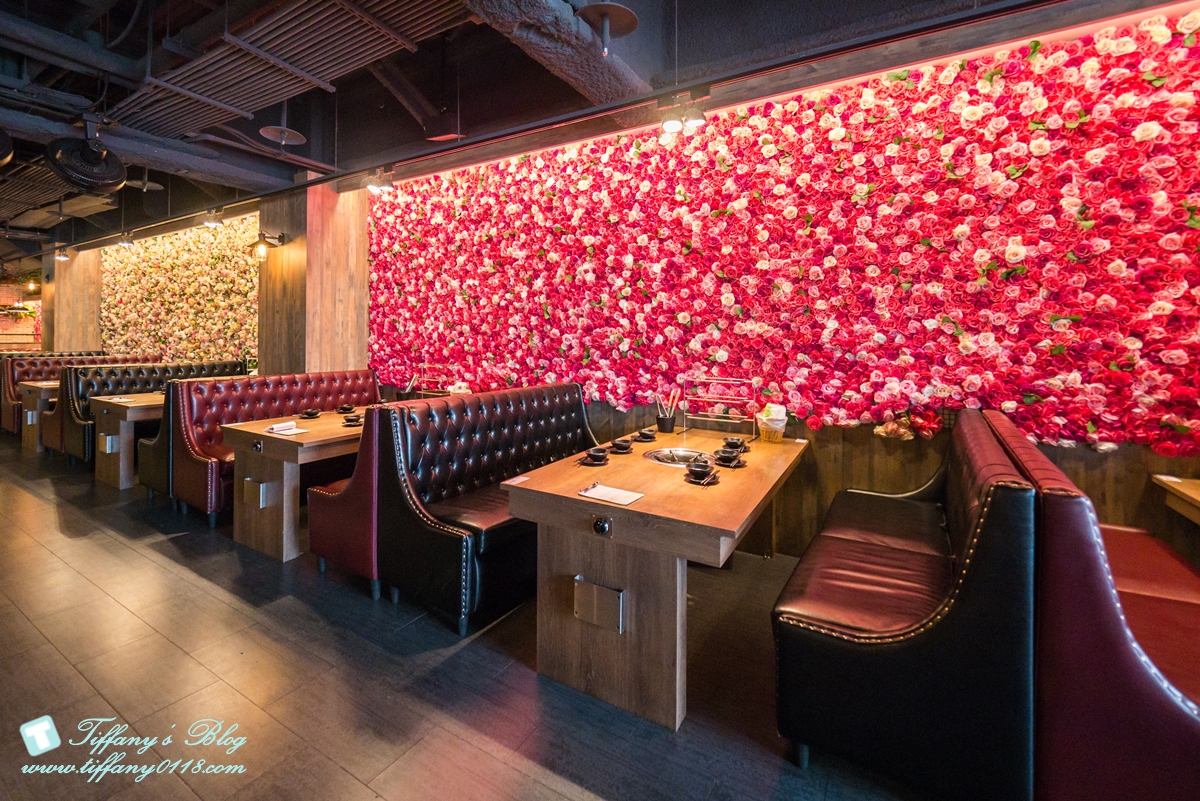 [西門町美食]新馬辣經典麻辣鍋漢中店(附菜單)/黑毛和牛+天使紅蝦+無骨牛小排+高檔海鮮吃到飽/食材新鮮超划算