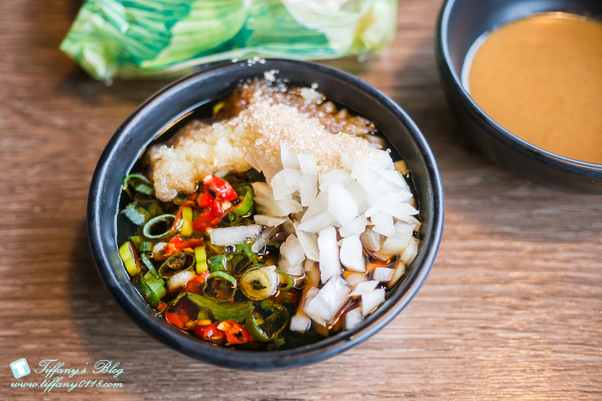 [西門町美食]新馬辣經典麻辣鍋漢中店(附菜單)/黑毛和牛+天使紅蝦+無骨牛小排+高檔海鮮吃到飽/食材新鮮超划算