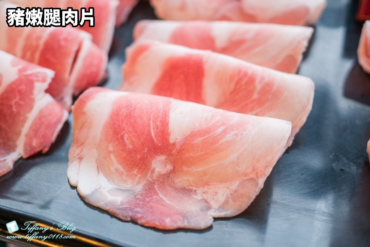 [西門町美食]新馬辣經典麻辣鍋漢中店(附菜單)/黑毛和牛+天使紅蝦+無骨牛小排+高檔海鮮吃到飽/食材新鮮超划算