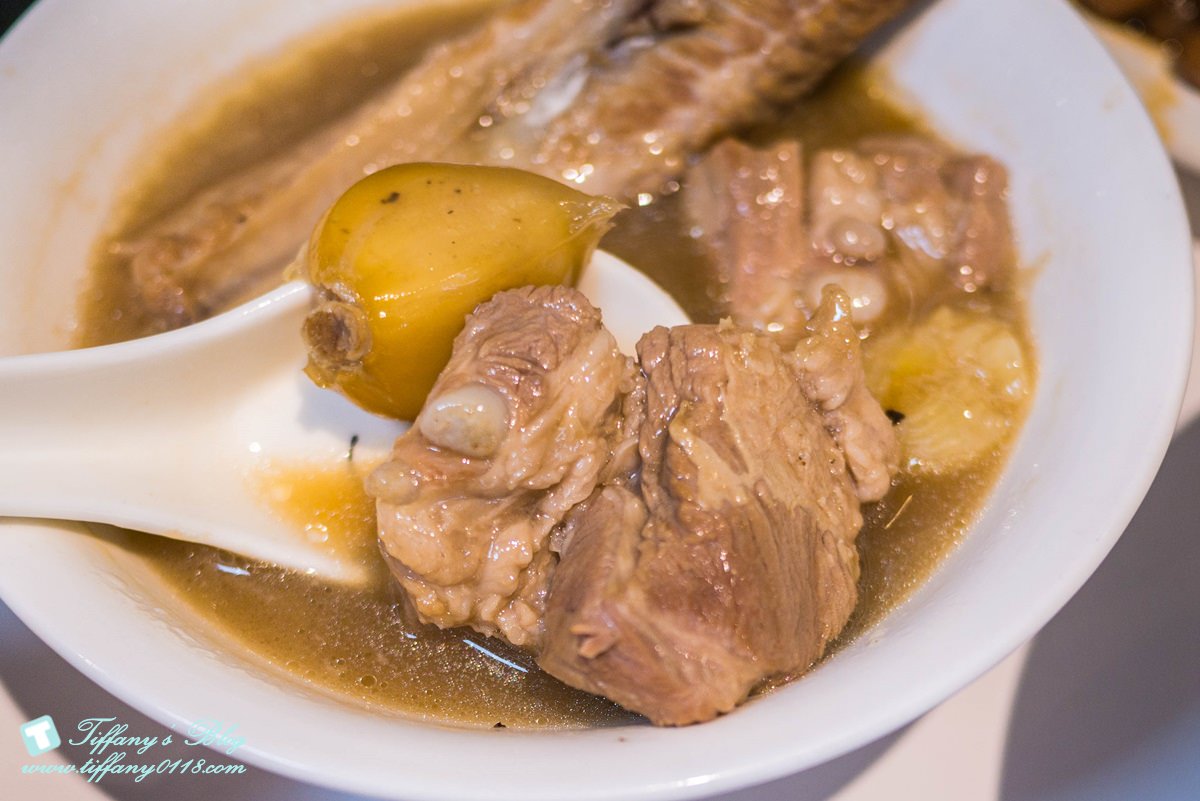 新加坡黃亞細肉骨茶/內用肉骨茶湯免費喝到飽/不用飛出國就能喝到正宗新加坡肉骨茶/新加坡超人氣美食