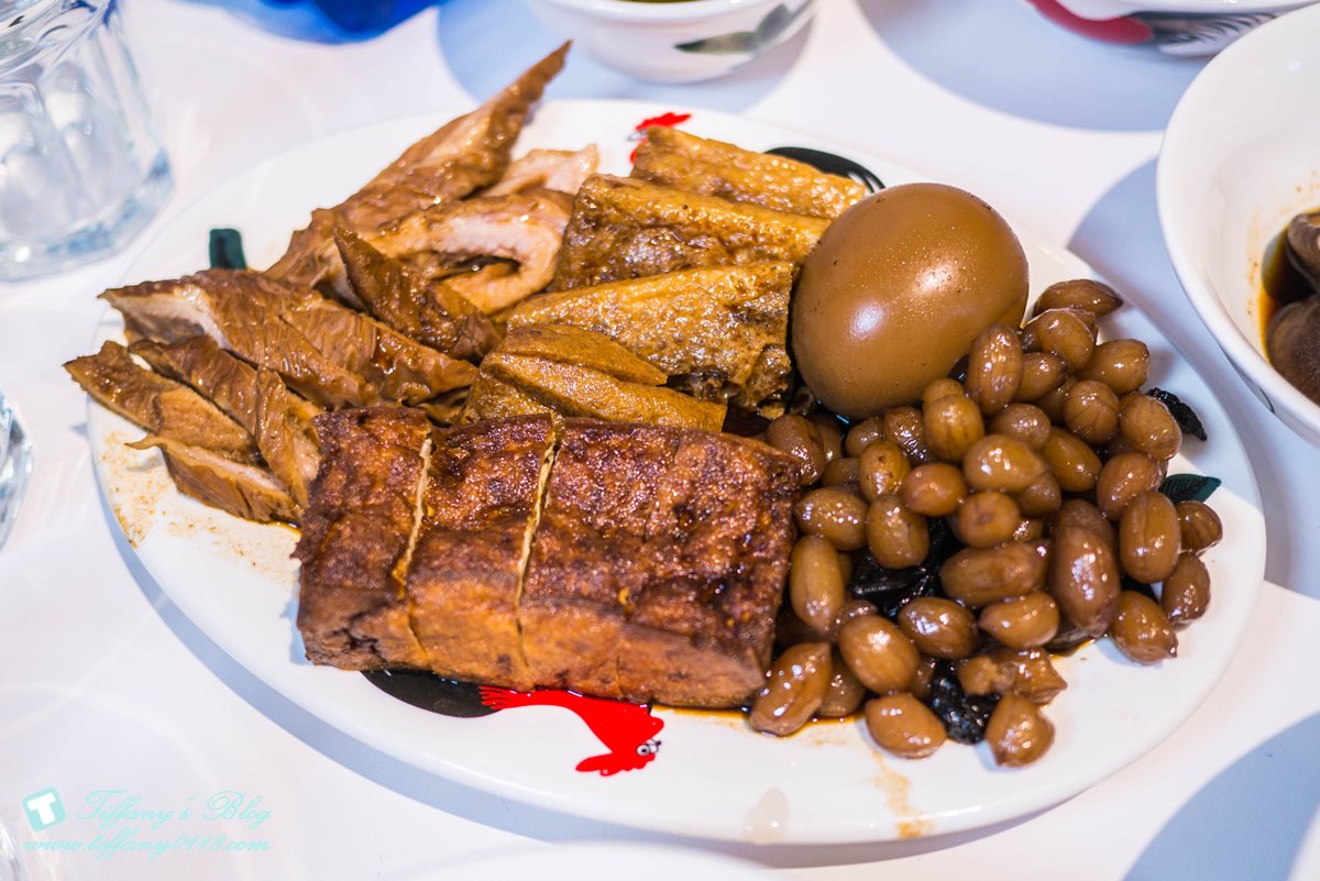 新加坡黃亞細肉骨茶/內用肉骨茶湯免費喝到飽/不用飛出國就能喝到正宗新加坡肉骨茶/新加坡超人氣美食