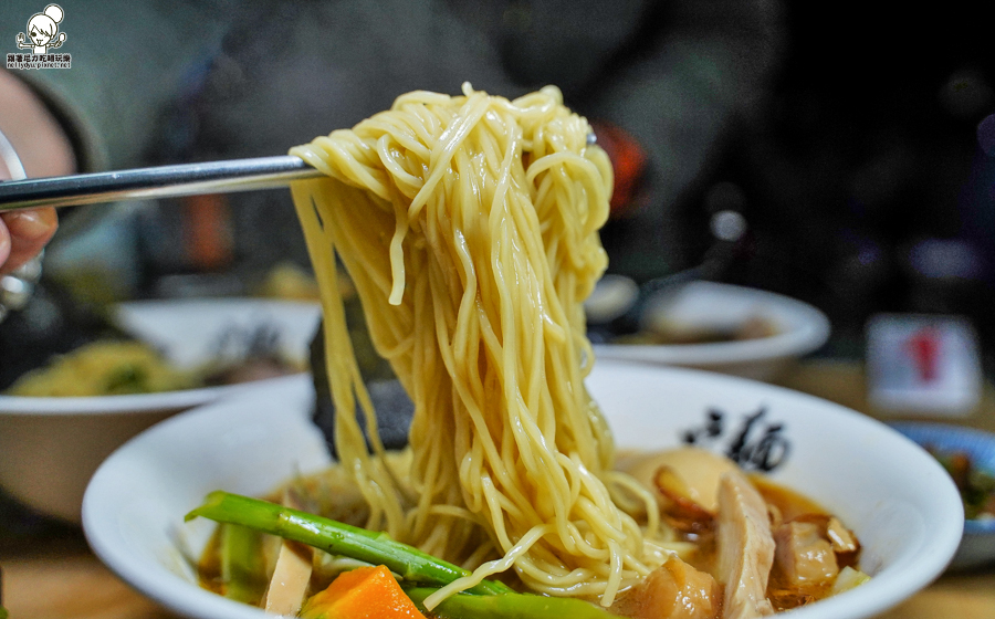 日本拉麵 鳳山美食 拉麵 幽靈拉麵 街頭 ラーメン麵柒八 