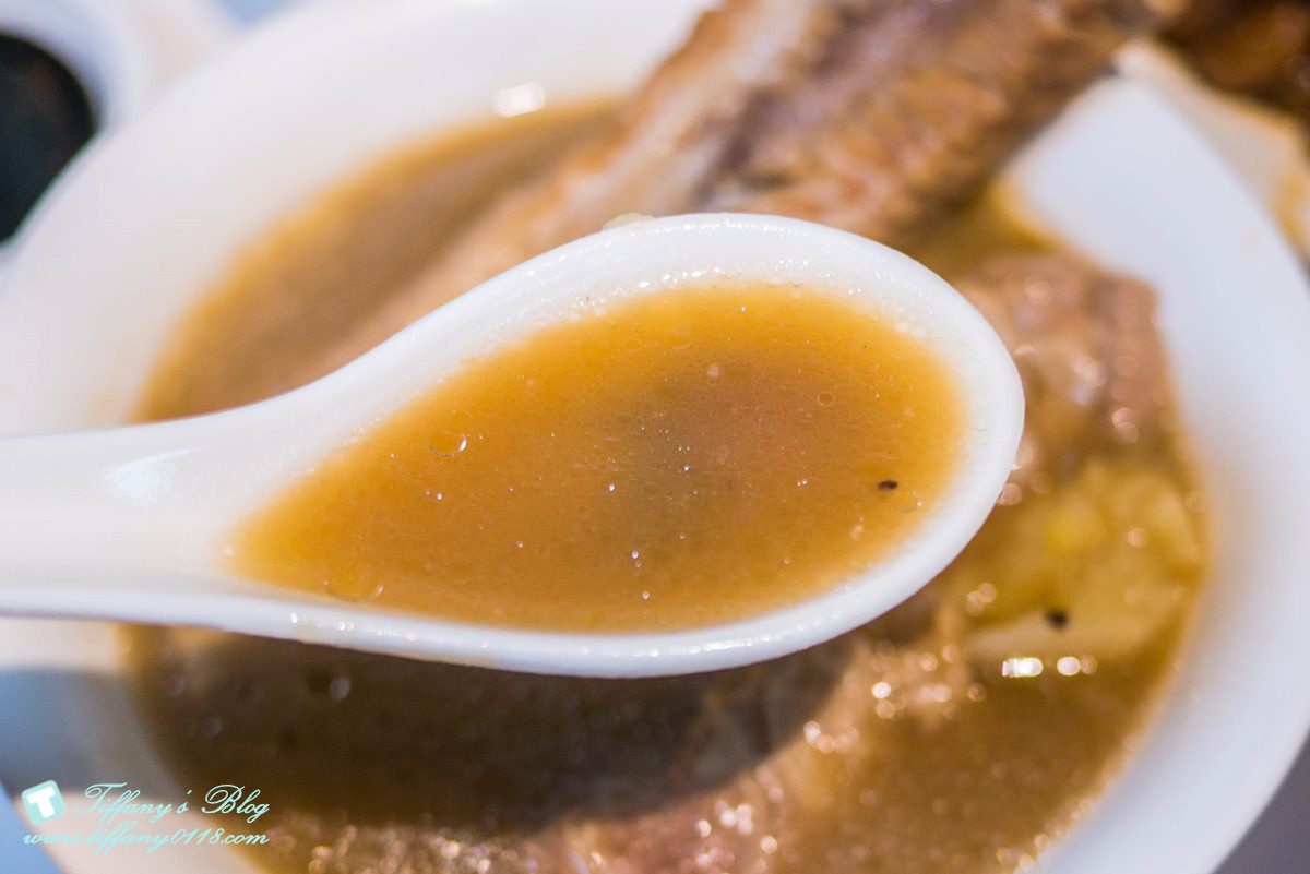 新加坡黃亞細肉骨茶/內用肉骨茶湯免費喝到飽/不用飛出國就能喝到正宗新加坡肉骨茶/新加坡超人氣美食