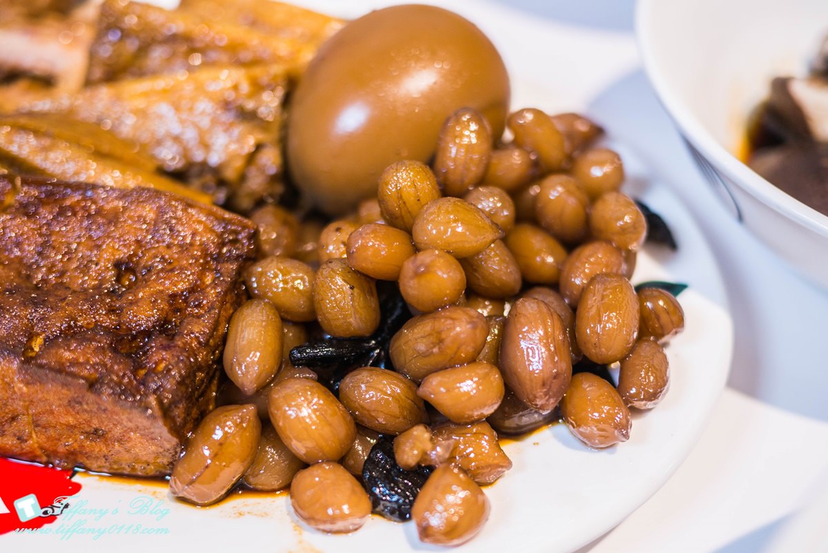 新加坡黃亞細肉骨茶/內用肉骨茶湯免費喝到飽/不用飛出國就能喝到正宗新加坡肉骨茶/新加坡超人氣美食