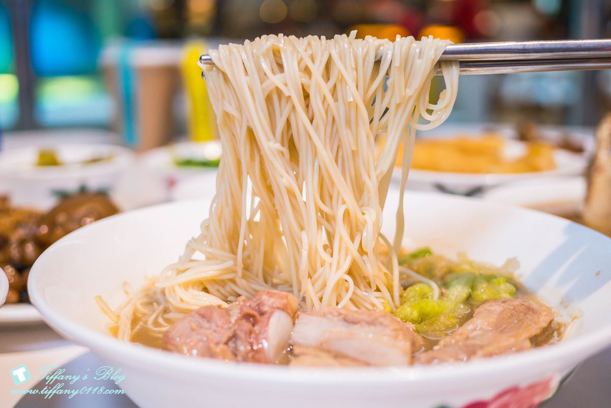 新加坡黃亞細肉骨茶/內用肉骨茶湯免費喝到飽/不用飛出國就能喝到正宗新加坡肉骨茶/新加坡超人氣美食