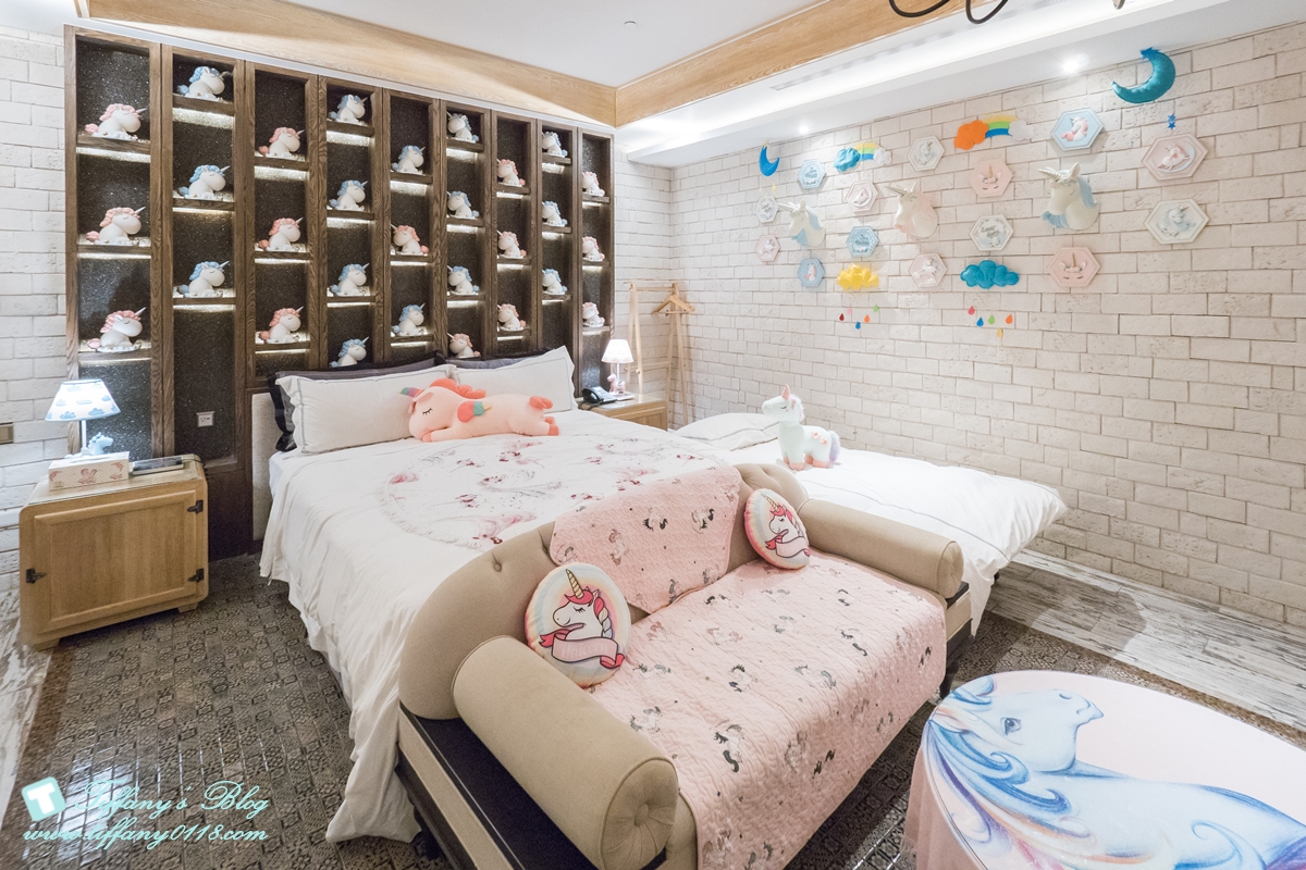 [台中住宿推薦]芭蕾城市渡假旅店/全台唯一獨角獸親子房型超夢幻/Villa主題房型寬敞又有特色
