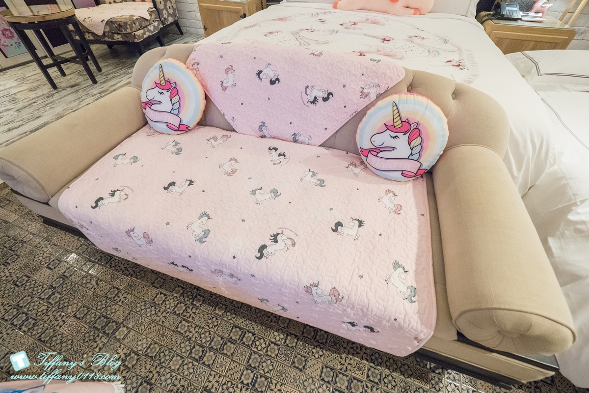 [台中住宿推薦]芭蕾城市渡假旅店/全台唯一獨角獸親子房型超夢幻/Villa主題房型寬敞又有特色