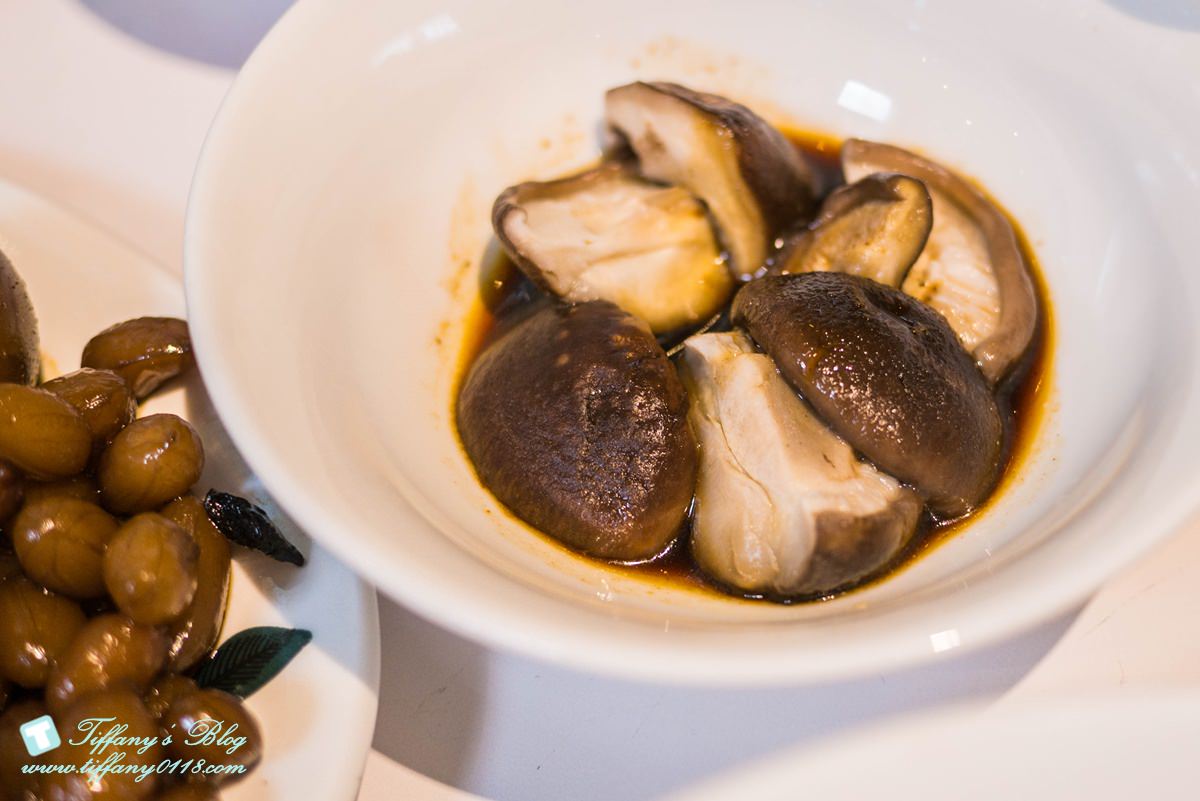 新加坡黃亞細肉骨茶/內用肉骨茶湯免費喝到飽/不用飛出國就能喝到正宗新加坡肉骨茶/新加坡超人氣美食