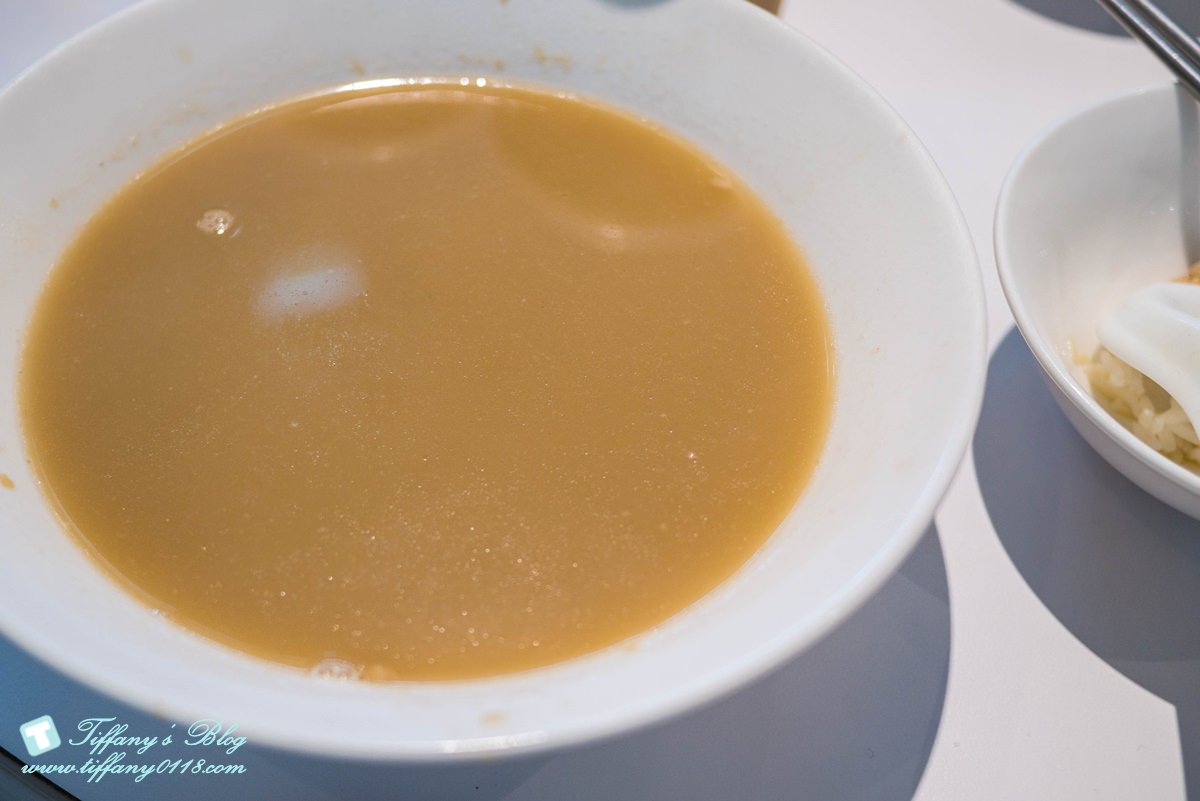 新加坡黃亞細肉骨茶/內用肉骨茶湯免費喝到飽/不用飛出國就能喝到正宗新加坡肉骨茶/新加坡超人氣美食