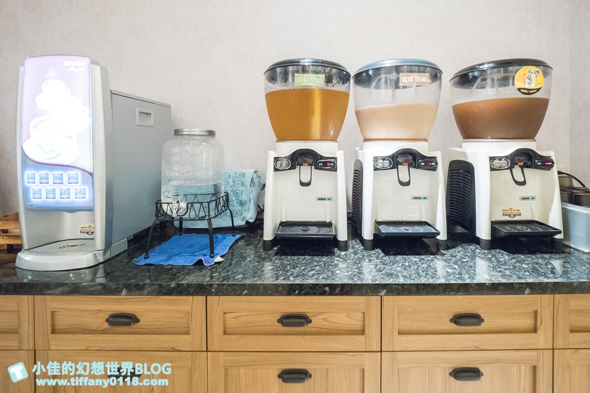 [台中火鍋]良食煮意有機鍋物/有機葉菜無限量吃到飽(附菜單)/平日商業午餐主食肉盤免費升級1.5倍