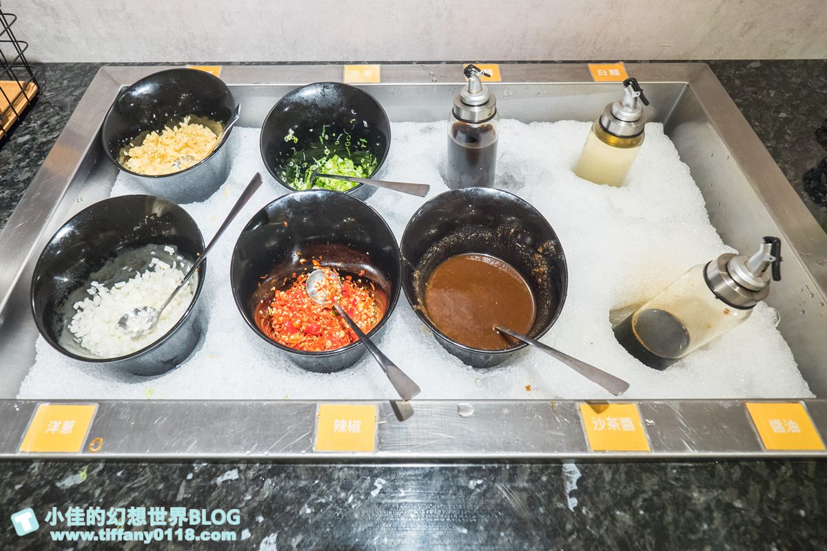 [台中火鍋]良食煮意有機鍋物/有機葉菜無限量吃到飽(附菜單)/平日商業午餐主食肉盤免費升級1.5倍