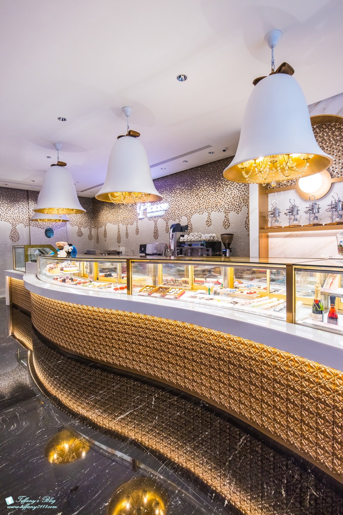 [高雄甜點]Picasso H2O Bakery畢卡索烘焙坊/甜點好吃環境優雅的高雄甜點推薦(附菜單)