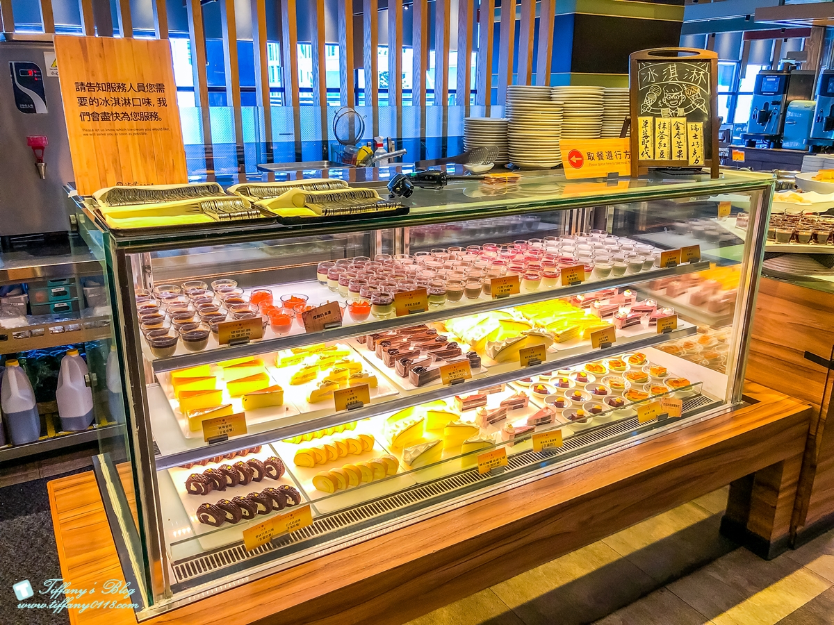 [台北美食]欣葉日本料理吃到飽(信義店)/台北吃到飽餐廳推薦/當月壽星免費扭蛋一次/認識欣葉員工享4人同行1人免費