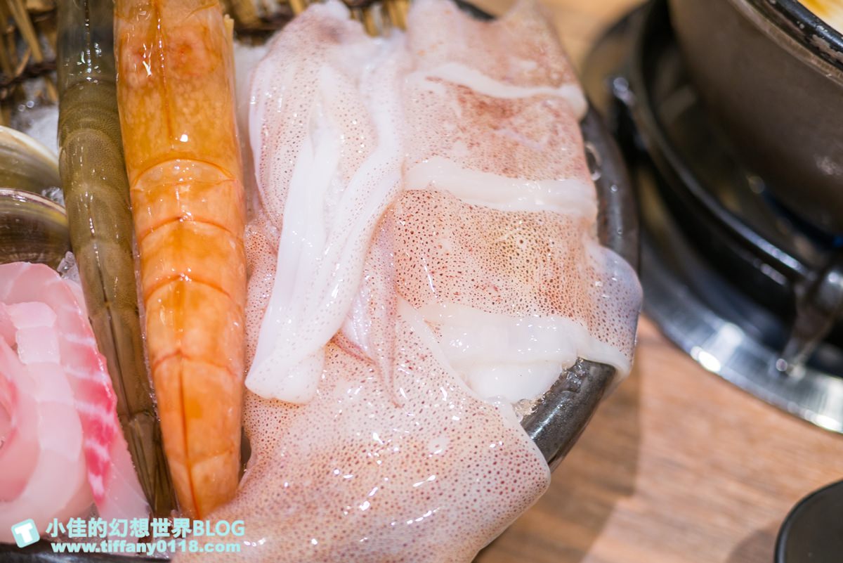 [台中火鍋]良食煮意有機鍋物/有機葉菜無限量吃到飽(附菜單)/平日商業午餐主食肉盤免費升級1.5倍