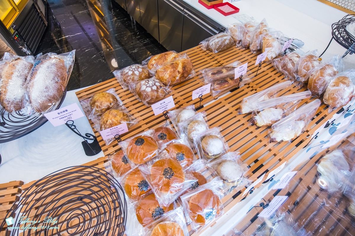 [高雄甜點]Picasso H2O Bakery畢卡索烘焙坊/甜點好吃環境優雅的高雄甜點推薦(附菜單)