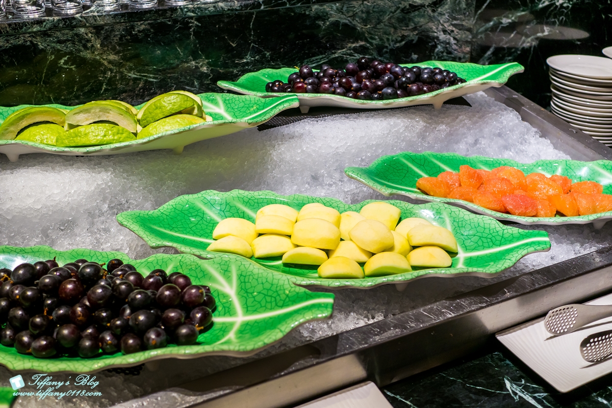 [台北美食]欣葉日本料理吃到飽(信義店)/台北吃到飽餐廳推薦/當月壽星免費扭蛋一次/認識欣葉員工享4人同行1人免費