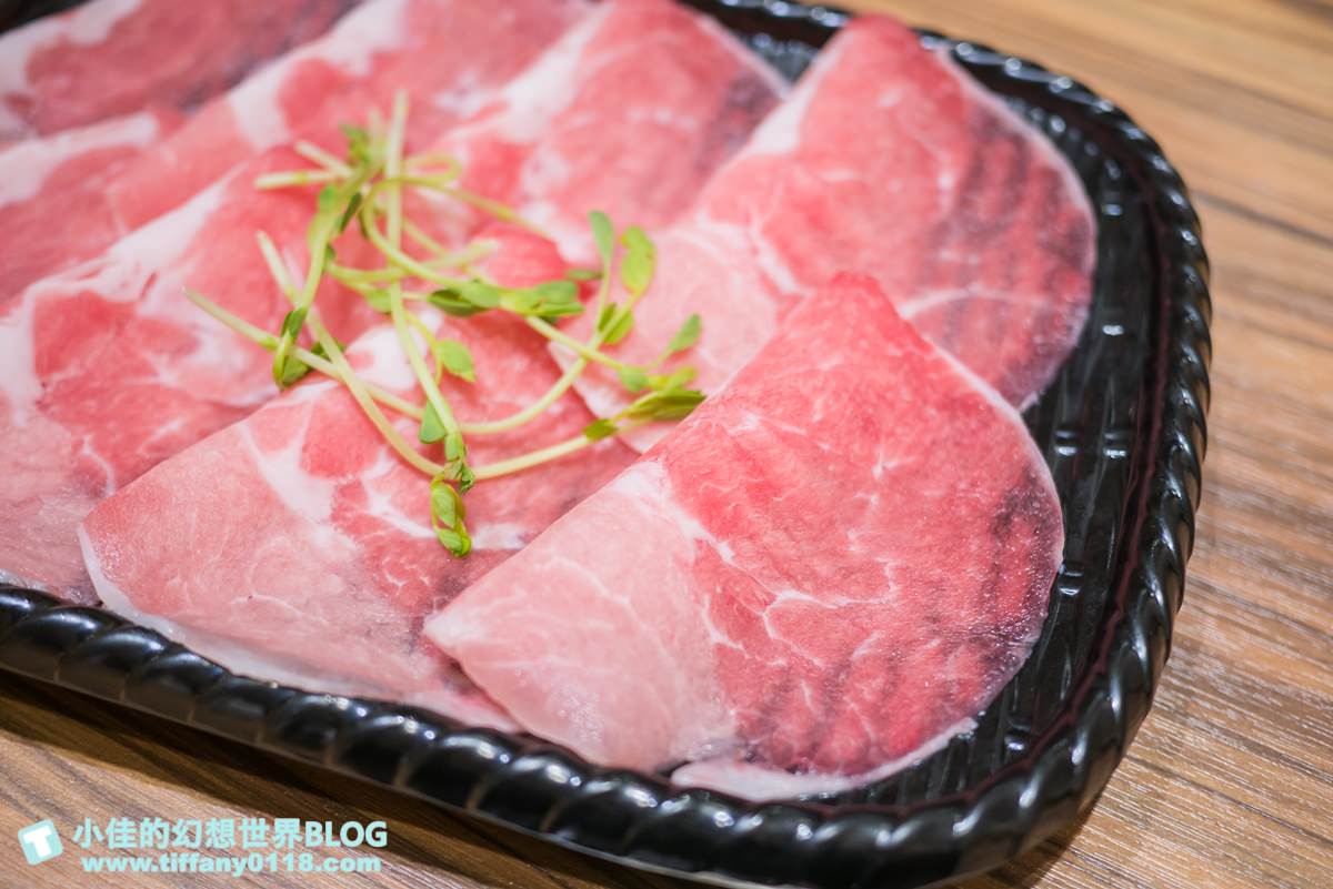 [台中火鍋]良食煮意有機鍋物/有機葉菜無限量吃到飽(附菜單)/平日商業午餐主食肉盤免費升級1.5倍