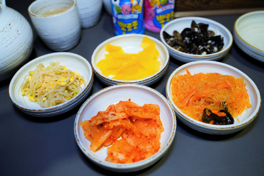 韓式料理 豆腐煲 聚餐 親子 夠味 小菜免費 韓國料理 家樂福