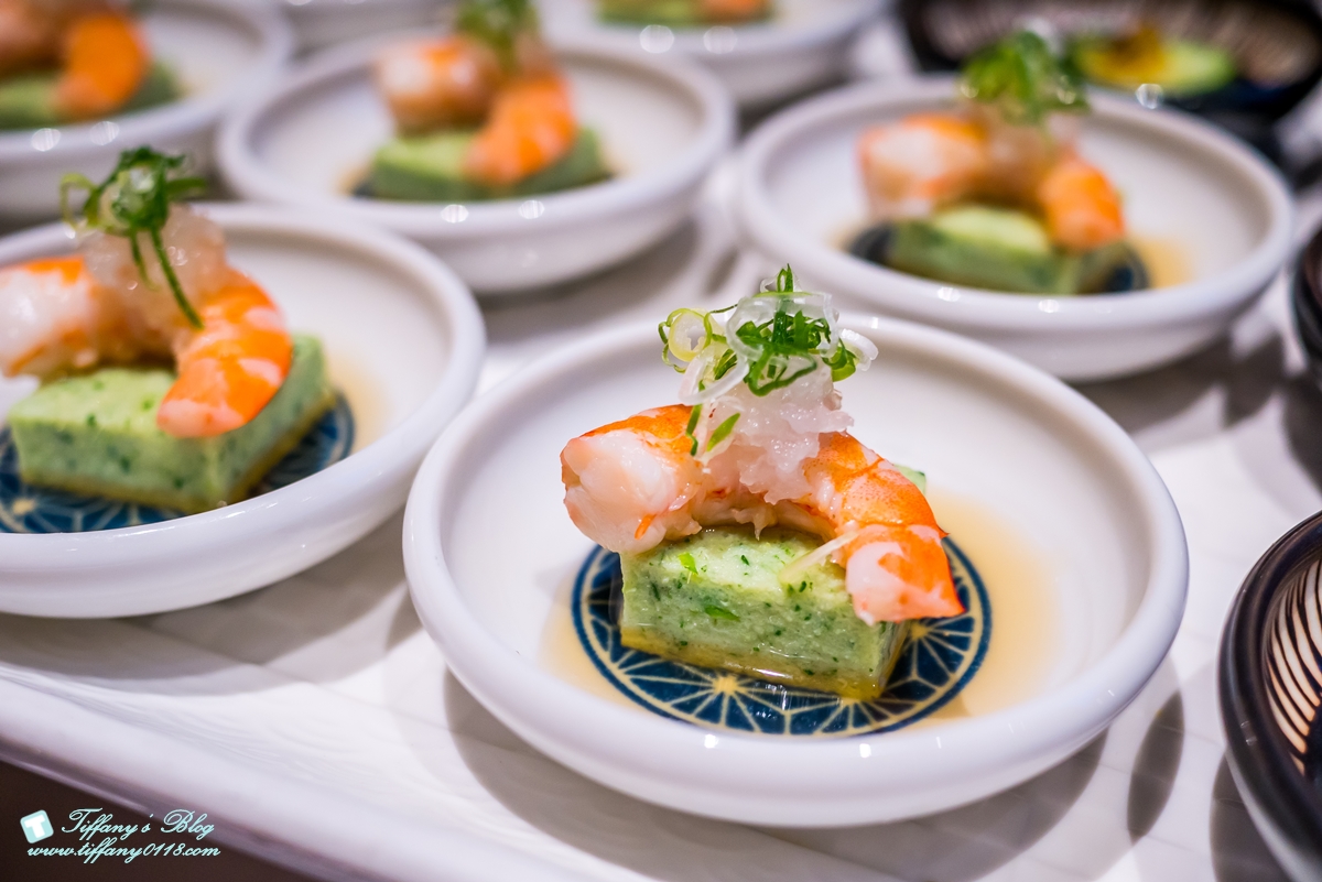 [台北美食]欣葉日本料理吃到飽(信義店)/台北吃到飽餐廳推薦/當月壽星免費扭蛋一次/認識欣葉員工享4人同行1人免費