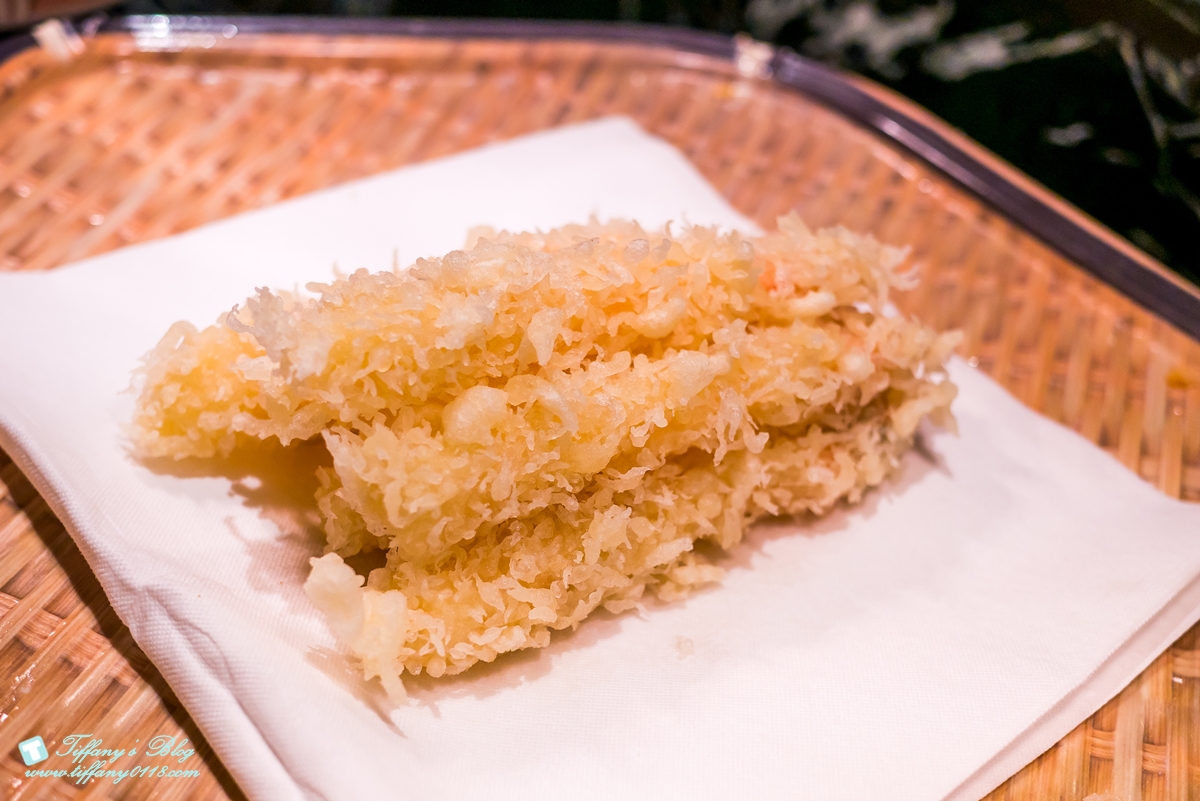 [台北美食]欣葉日本料理吃到飽(信義店)/台北吃到飽餐廳推薦/當月壽星免費扭蛋一次/認識欣葉員工享4人同行1人免費