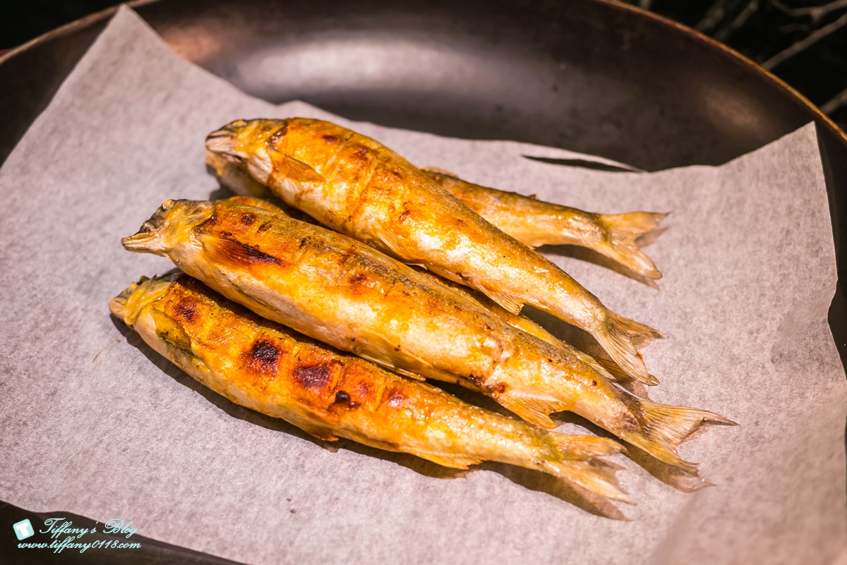 [台北美食]欣葉日本料理吃到飽(信義店)/台北吃到飽餐廳推薦/當月壽星免費扭蛋一次/認識欣葉員工享4人同行1人免費