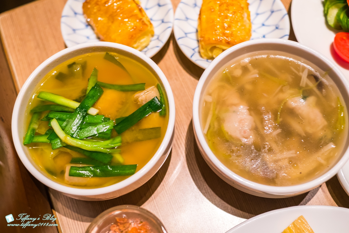 [台北美食]欣葉日本料理吃到飽(信義店)/台北吃到飽餐廳推薦/當月壽星免費扭蛋一次/認識欣葉員工享4人同行1人免費