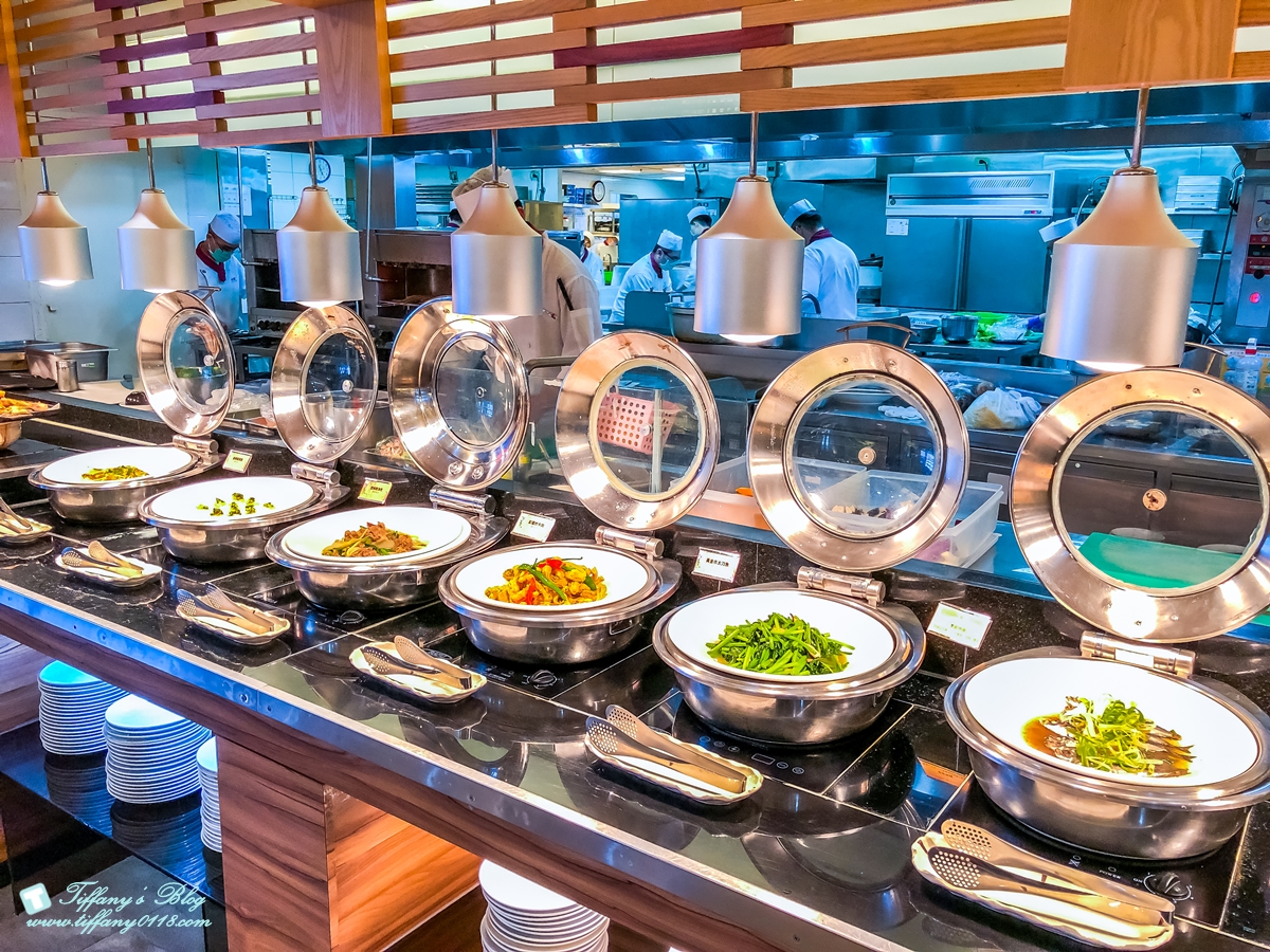 [台北美食]欣葉日本料理吃到飽(信義店)/台北吃到飽餐廳推薦/當月壽星免費扭蛋一次/認識欣葉員工享4人同行1人免費