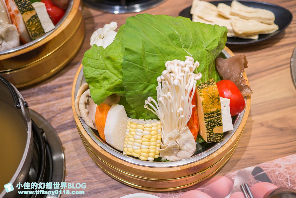 [台中火鍋]良食煮意有機鍋物/有機葉菜無限量吃到飽(附菜單)/平日商業午餐主食肉盤免費升級1.5倍