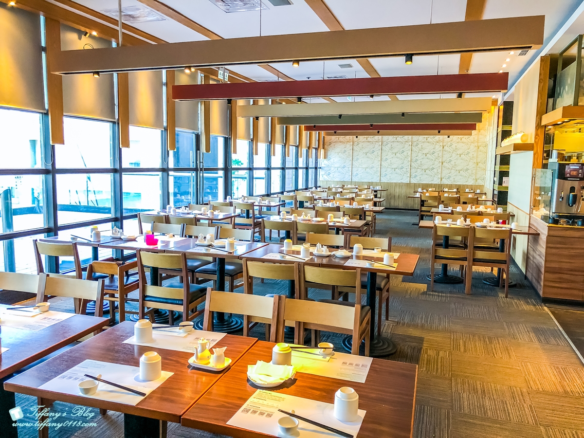 [台北美食]欣葉日本料理吃到飽(信義店)/台北吃到飽餐廳推薦/當月壽星免費扭蛋一次/認識欣葉員工享4人同行1人免費