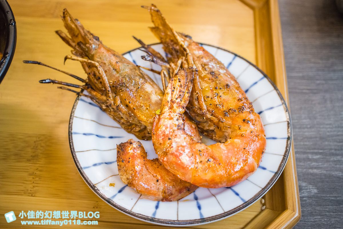 [微風台北車站美食]大河屋燒肉丼串燒(附菜單)/味噌湯飲料喝到飽/丼飯跟串燒都好吃