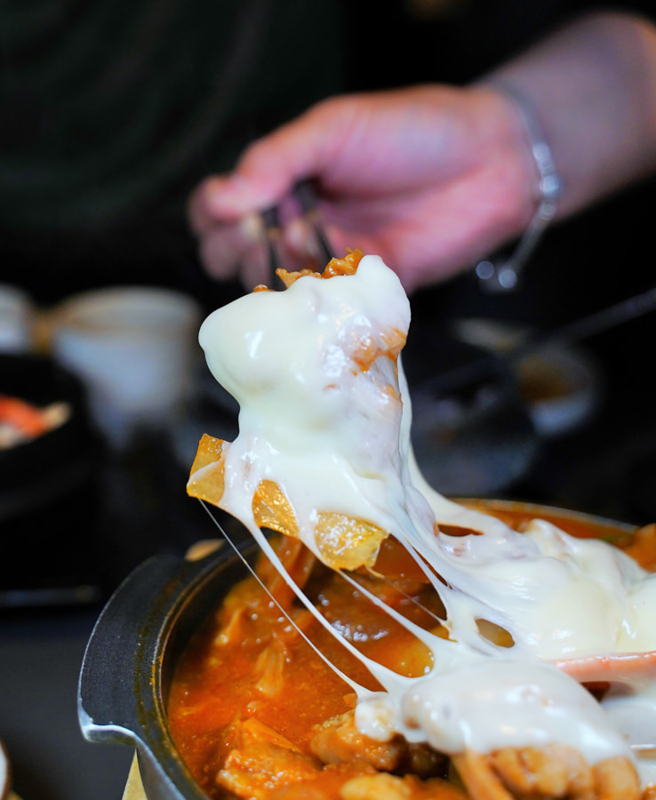 韓式料理 豆腐煲 聚餐 親子 夠味 小菜免費 韓國料理 家樂福