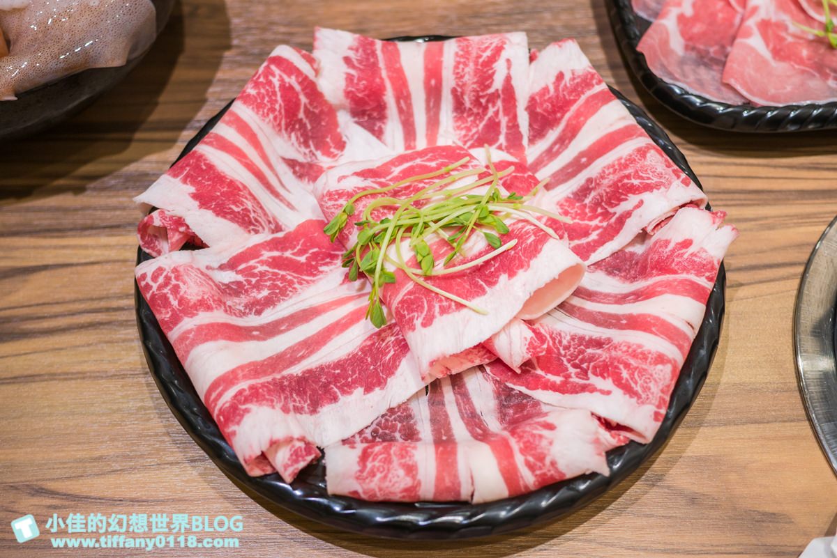 [台中火鍋]良食煮意有機鍋物/有機葉菜無限量吃到飽(附菜單)/平日商業午餐主食肉盤免費升級1.5倍