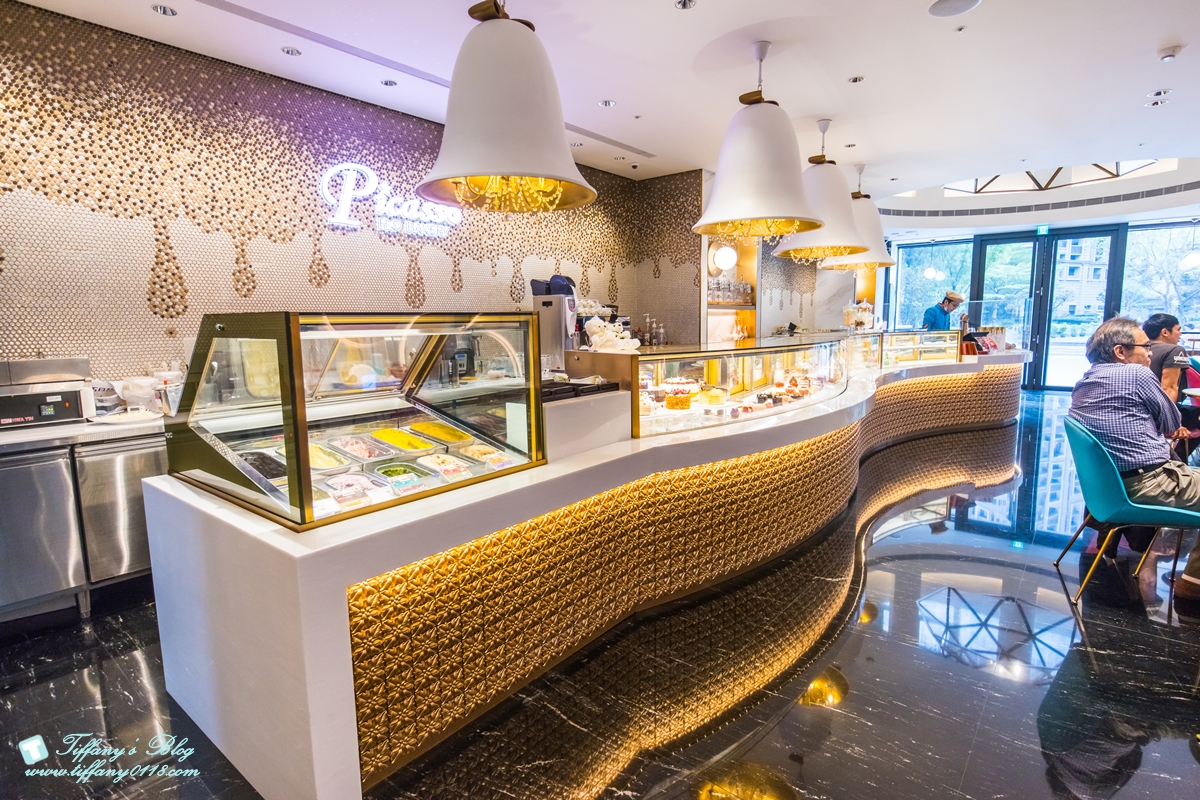 [高雄甜點]Picasso H2O Bakery畢卡索烘焙坊/甜點好吃環境優雅的高雄甜點推薦(附菜單)