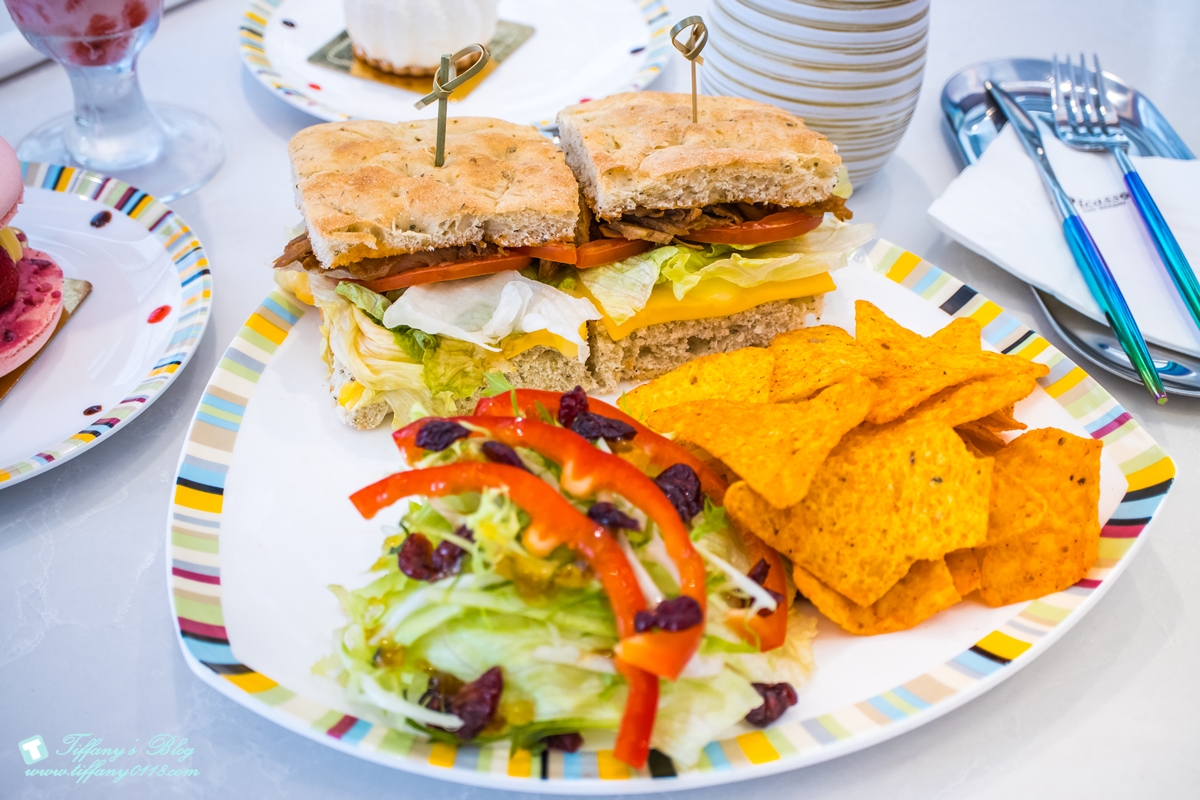 [高雄甜點]Picasso H2O Bakery畢卡索烘焙坊/甜點好吃環境優雅的高雄甜點推薦(附菜單)