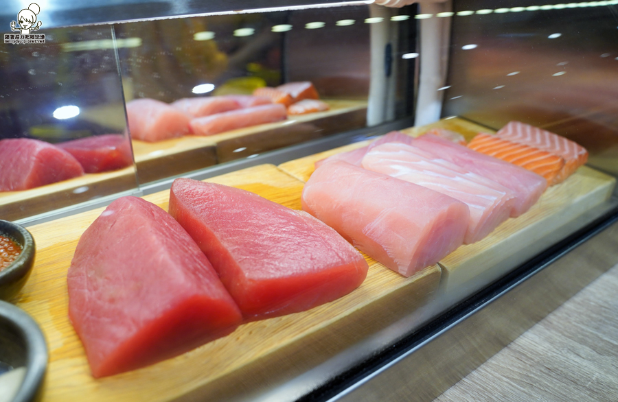 丼飯 拉麵 聚餐 初丼 家樂福 美食 必吃 肉肉控